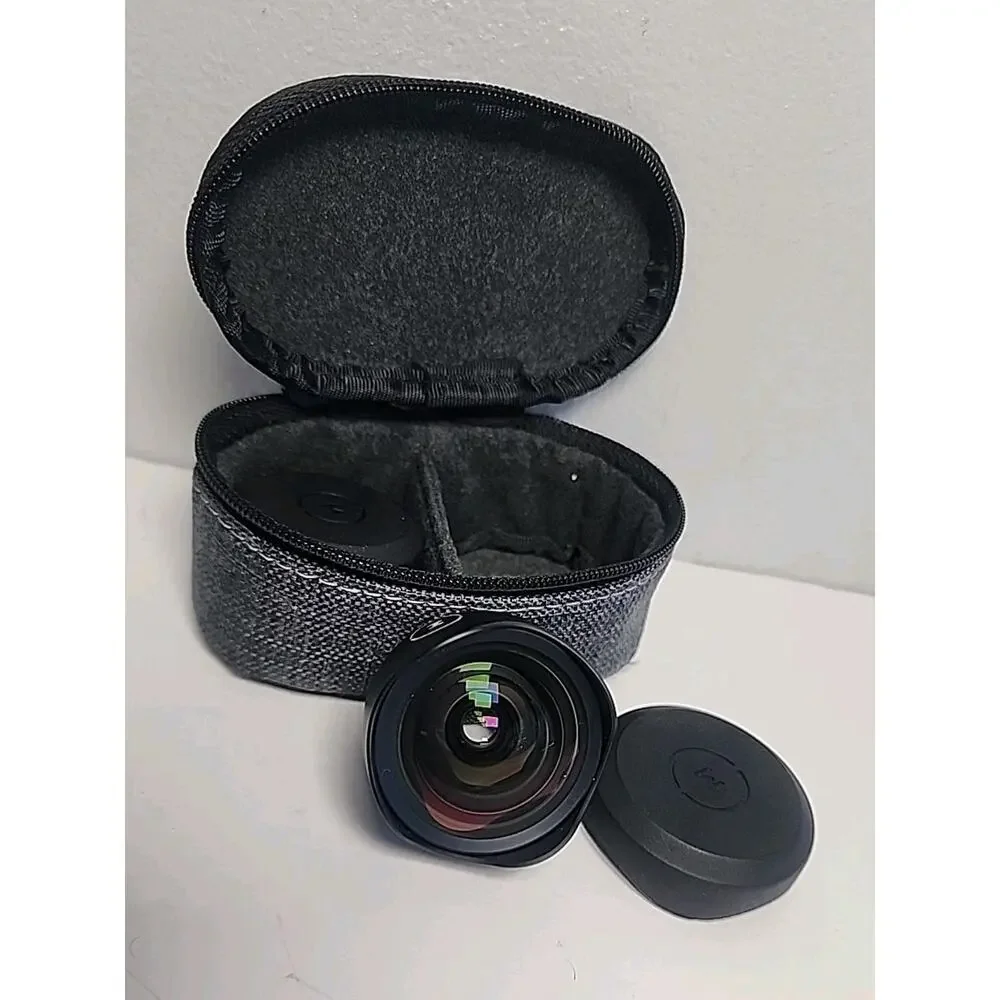 Moment Superfish 15mm Phone Lens O-Series 170º Fisheye V2 & 18mm Lens Bundle